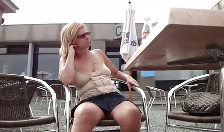 Milf Lehrer sexflm gratis fickt zwei College-Teenager nach der Schule