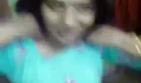 Die fette, blonde Nina Kayi fickfilme kostenlos wurde von der Milf Sara Jay geohrfeigt!