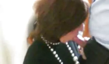 Ava Rose reitet einen großen deutsche pornofilme free schwarzen Schwanz