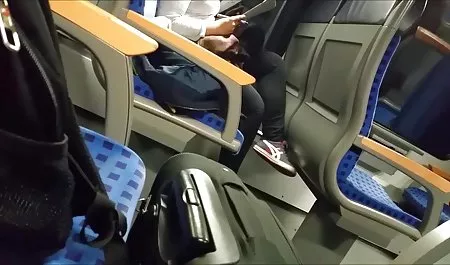 Nachdem sie ein Teenie-Idol hat, bekommt sie ein Bukkake-Gesicht und wird deutsche sexfilme gratis auf dem Tisch gefickt