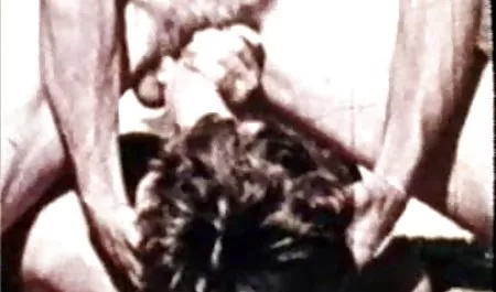 Laszive Kokette Sailor deutsche neue pornofilme Moon Prellen auf einem großen Schwanz