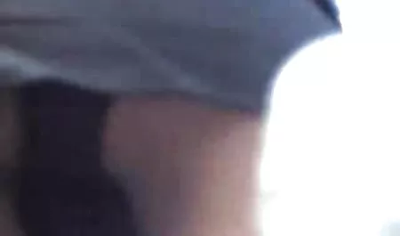 Malati kostenlose deutschsprachige pornos zeigt haarige Fotze