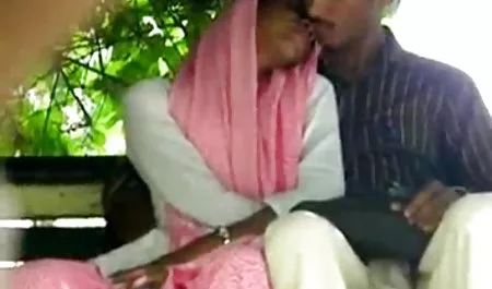 Petite Teen liebt Gesicht, nachdem sie mit einem dicken Schwanz free german sex film gestopft wurde