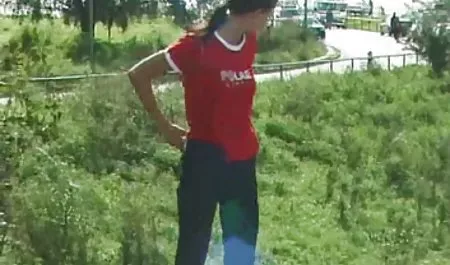 Die unternehmungslustige Teenagerin Anya Kray wird von einem Fremden in den Arsch gefickt - positiv kostenlose hausfrauensexfilme