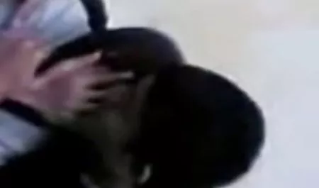 Typ, deutsche sexfilme free der ein ungezogenes Kind mit perfekter Körperform hämmert.