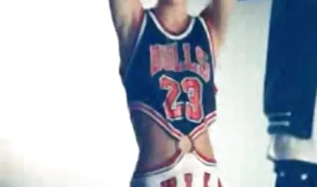 Vixen Abella Gefahr ist geblockt und hat leidenschaftlichen Sex mit einem Nachbarn deutsche fickfilme mit handlung