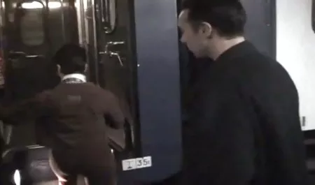 Saftige Baby-Kuchen aus Ebenholz bekommen Sperma auf ihre großen Brüste, nachdem sie heftig kostenlose deutsche hausfrauen pornos geschlagen wurden