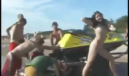 Courtney-Student Nikki auf deutschsprachige kostenlose pornofilme