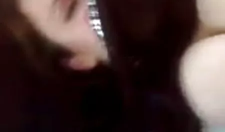 Sexy Rothaarige deutsche erotische sexfilme spielt mit ihrer heißen blonden Freundin