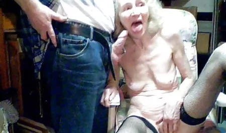 Vater schenkt einen Engel deutsche swinger sex filme ein - ein verlockender Stiefvater, der während des Trainings S2e5 gefickt wurde