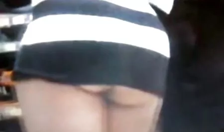 Blonde Euro Schlampe Blowjob deutschsprachige pornofilm Genießt Gesichts