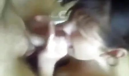 Eine scharfe Hündin ist erotische filme kostenlos bekannt für Sex. Vergebung. Unter der Dusche, Polen