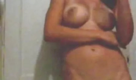 Latina Pornostar deutsche teen sex filme Missy Martinez bekommt eine tiefe Massage auf ihren großen Arsch