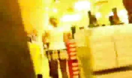 Interracial Fick für eine Blondine sein dicker schwarzer Schwanz dringt hart in ihre Muschi ein deutsche pornofilme privat