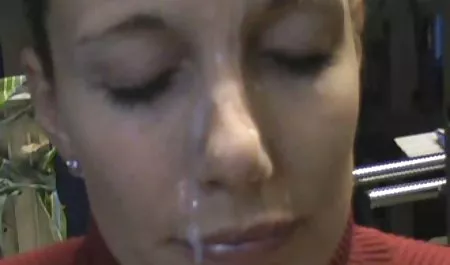 Die deutsche sexfilme anschauen wunderschöne blonde Krankenschwester revitalisiert eine suspendierte Patientin mit ihren sexuellen Fähigkeiten