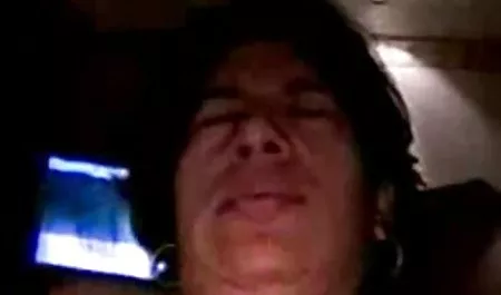 Heiße Milf bekommt nach Analsex Sperma in deutsche pornofilme gratis den Mund